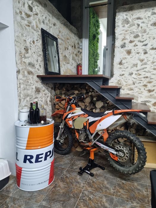 KTM EXC 250 4 T de 2016 com matrícula