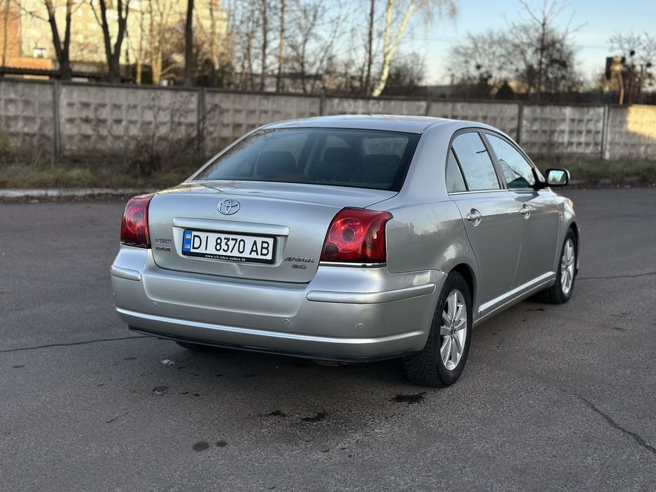 Тойота Авенсіс 2.0 дизель д4д