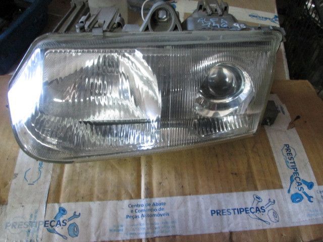 Ótica / farol esquerda ALFA ROMEO 146 (930_)