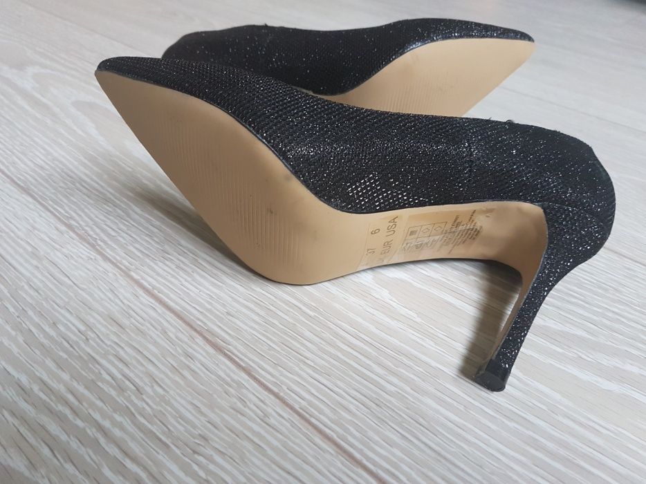 Czarne szpilki 37 nowe