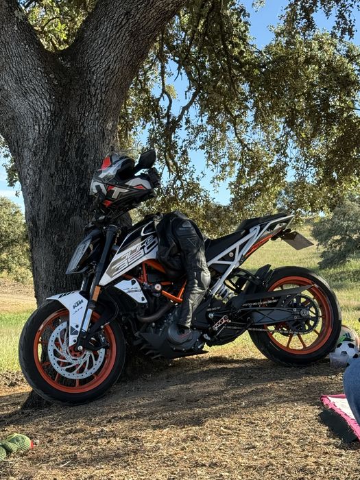 KTM DUKE 390