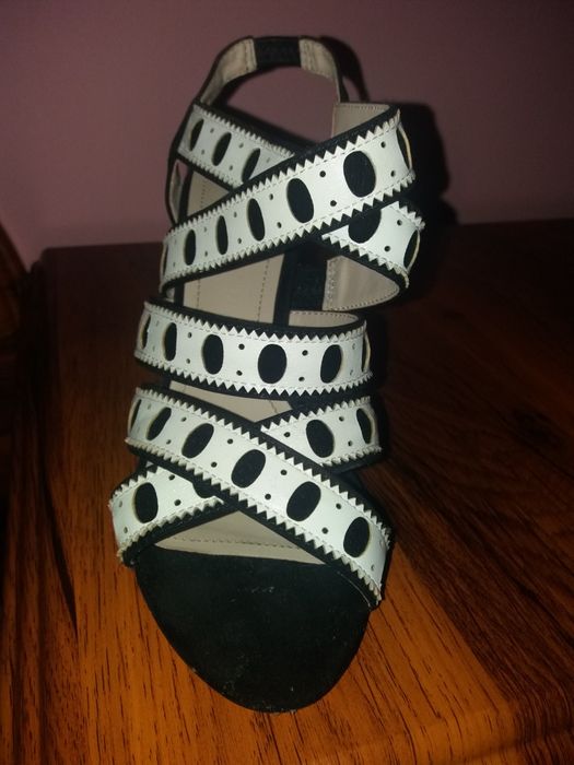 Босоніжки  замшові