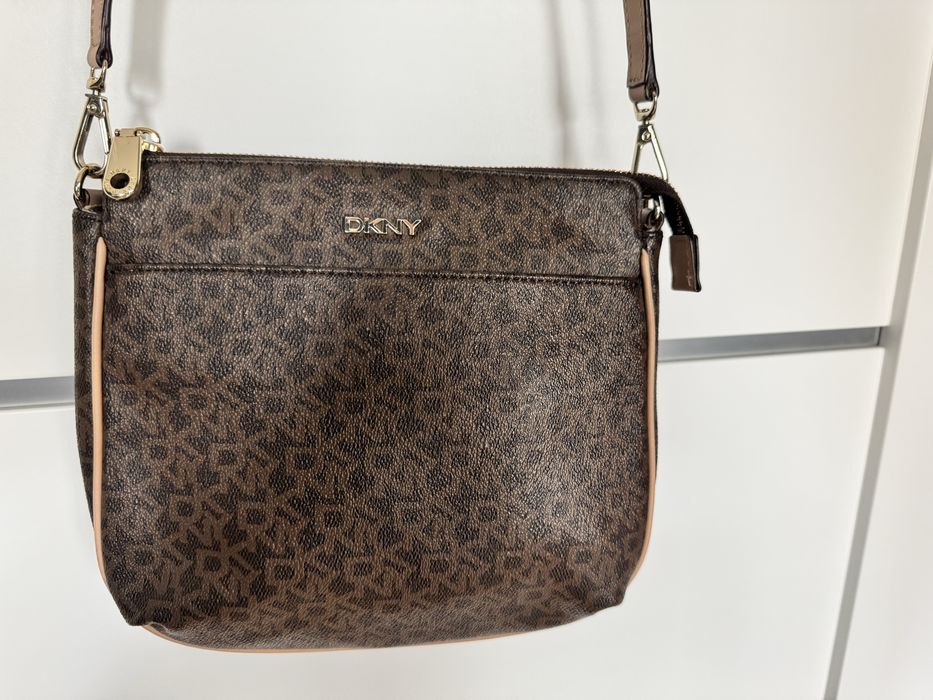 Torebka DKNY listonoszka