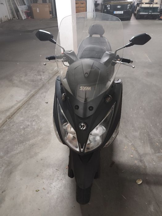 Maxi scooter sym GTS 125i