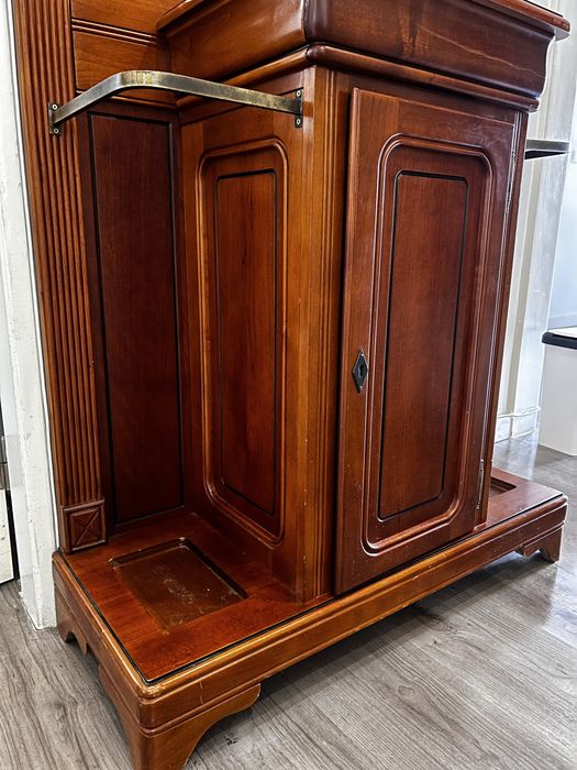 Móvel de entrada/recebidor de madeira com espelho