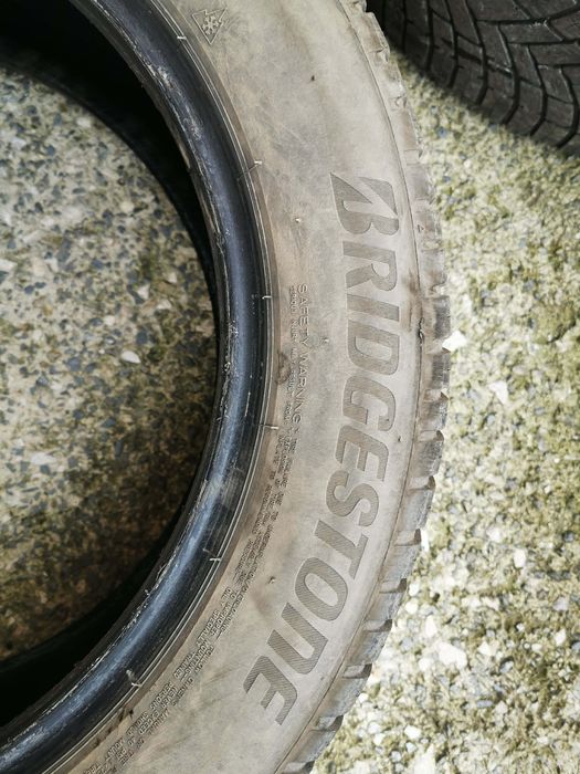 Sprzedam 2 opony