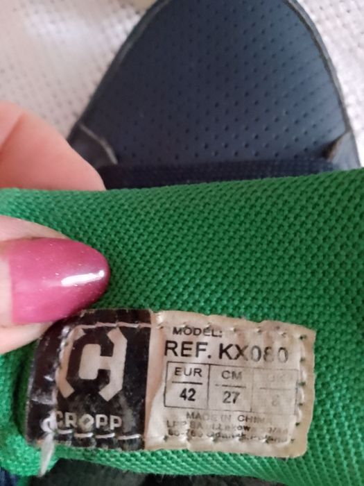Кросівки CROPP р.42