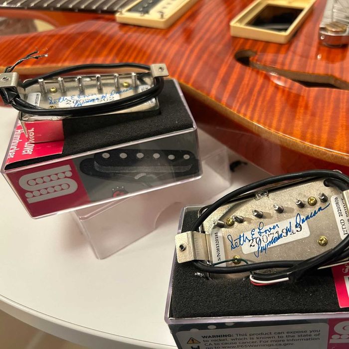 Guitarra elétrica PRS SE Custom 22 Semi-Hollow (com muitos upgrades)