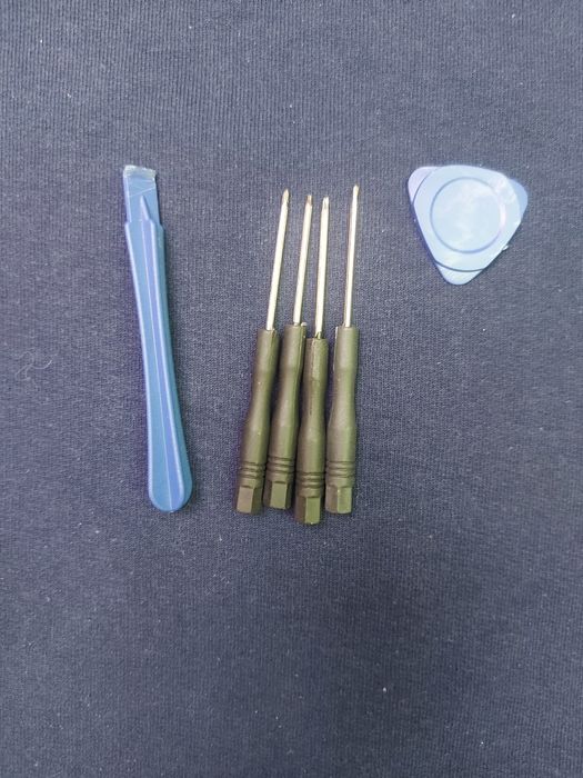 Komplet 4 śrubokrętów torx - zestaw naprawczy