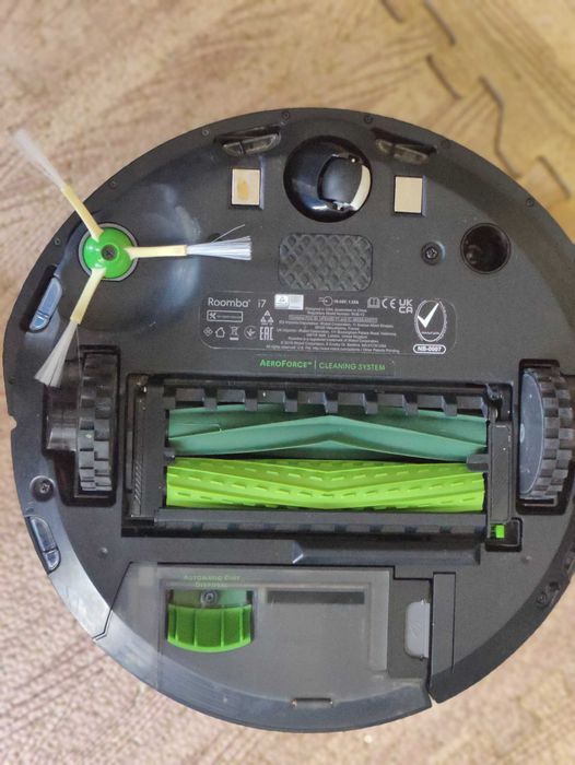 Aspirador IRobot Roomba I7+