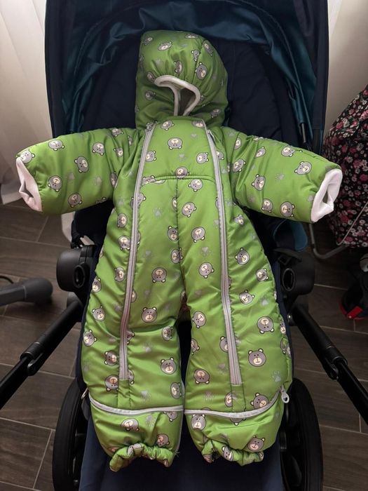 Теплий дитячий комбінезон 0-12 місяців. Стан нового!