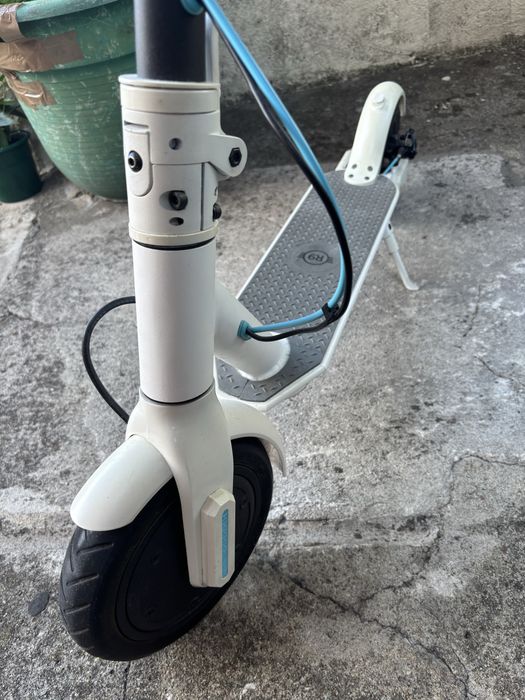 Trotinete eletrica R9 como nova