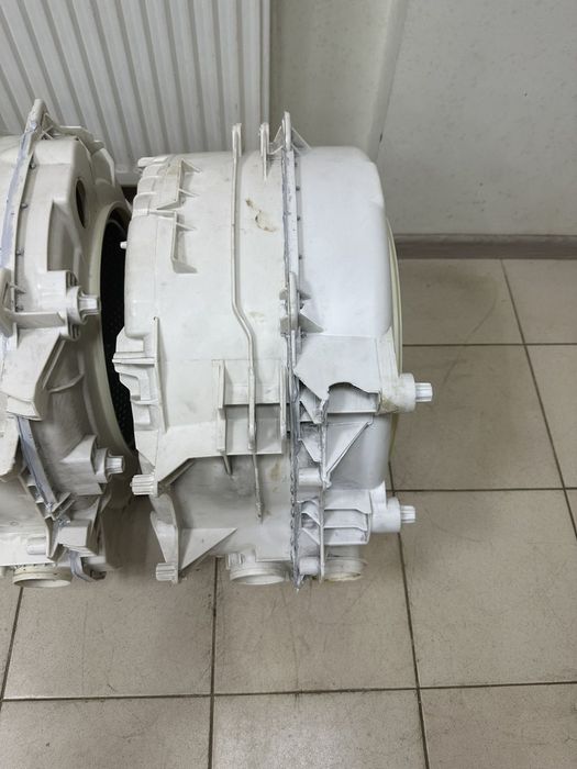 Бак на стиральную машину Indesit