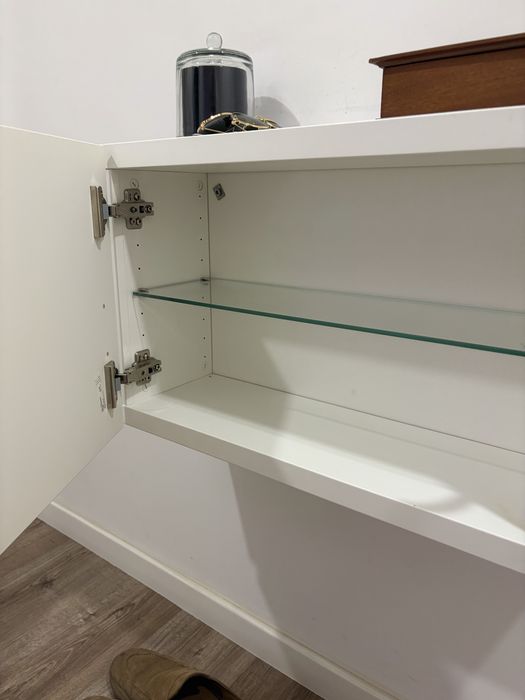 Movel de arrumação de parede