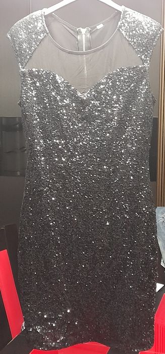 Czarna sukienka cekiny