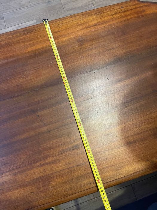 Антикварний стіл