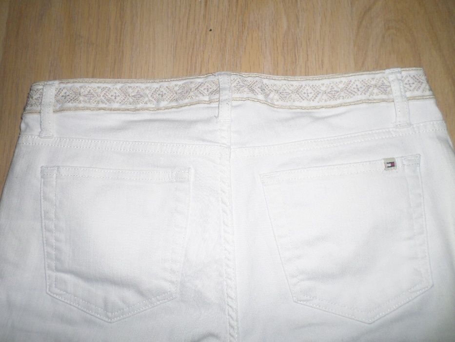 Tommy Hilfiger spodnie 38