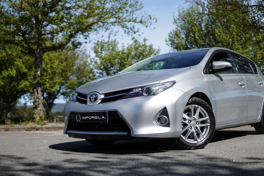 Toyota Auris 1.4 D-4D Exclusive+P.Sport