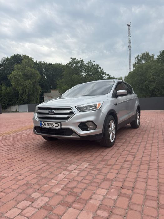 Ford Escape 2017 року