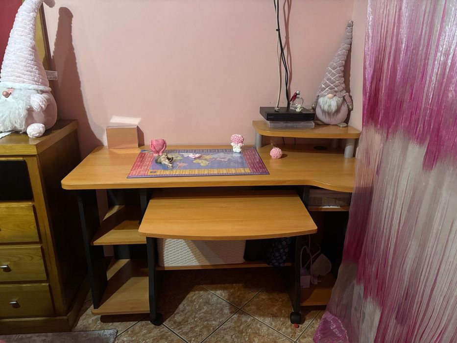 Secretaria como nova