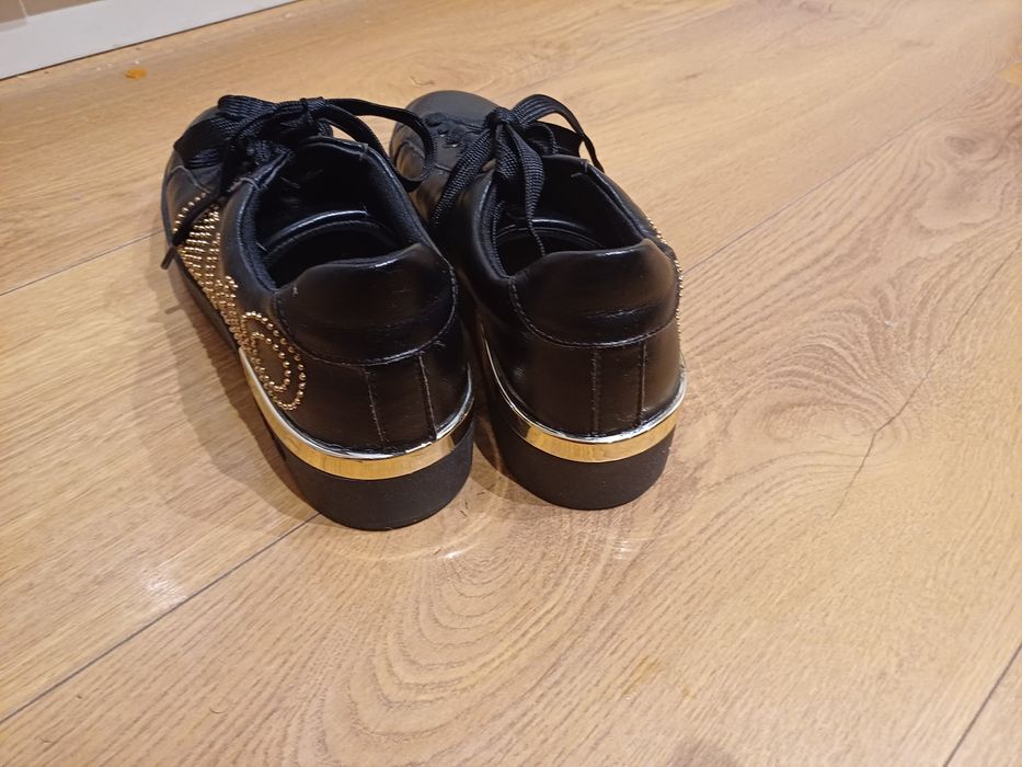 Tenis Liu Jo pretos semi novos