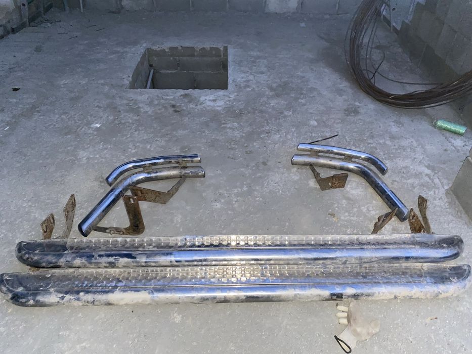 Пороги на Mercedes ML 270 (вживані, у хорошому стані)