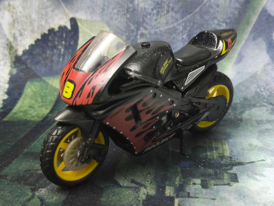 Игрушка мотоцикл Project C-Power Winner 1/18