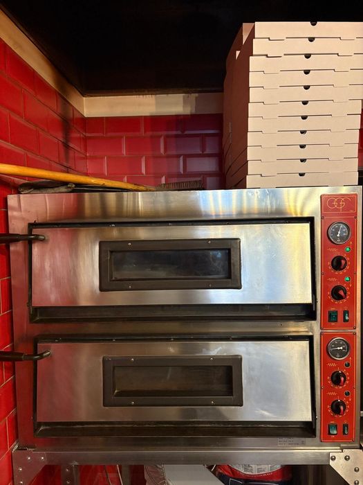 Piec do pizzy dwukomorowy GGF