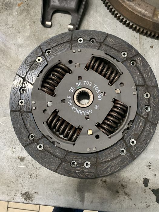 Комплект зчеплення 1.6 Hdi (одномасовий маховик)
