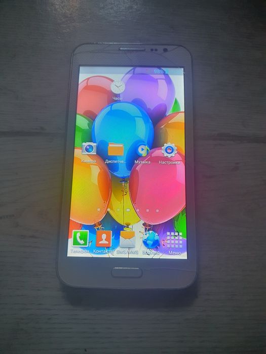 Телефон Android G910