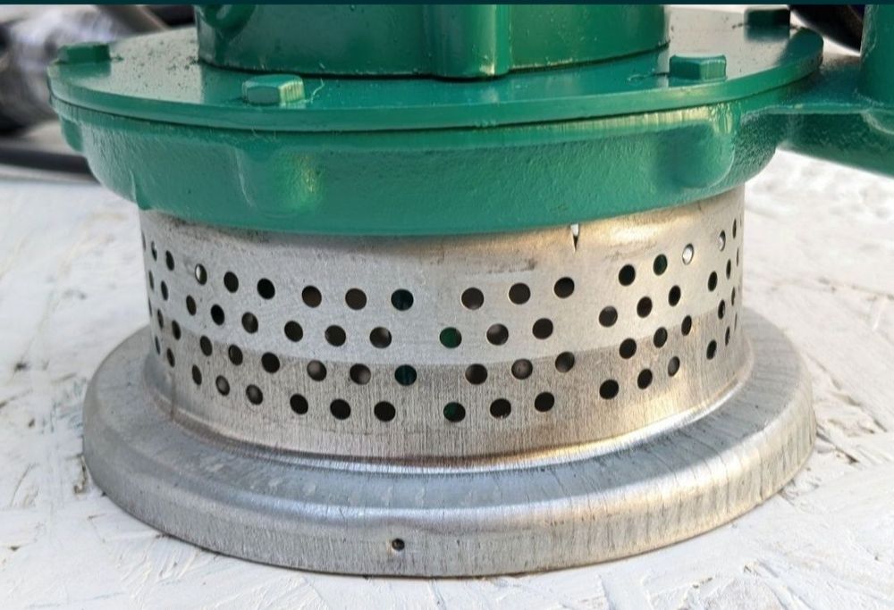 Потужний насос QDX для поливу і відкачування брудної води.