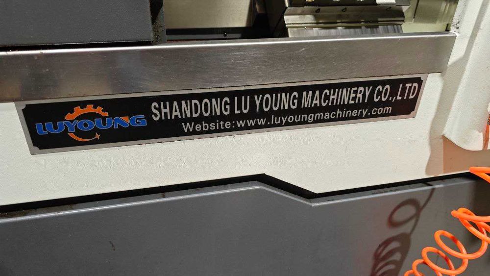 Токарный станок с ЧПУ  ТСК-40