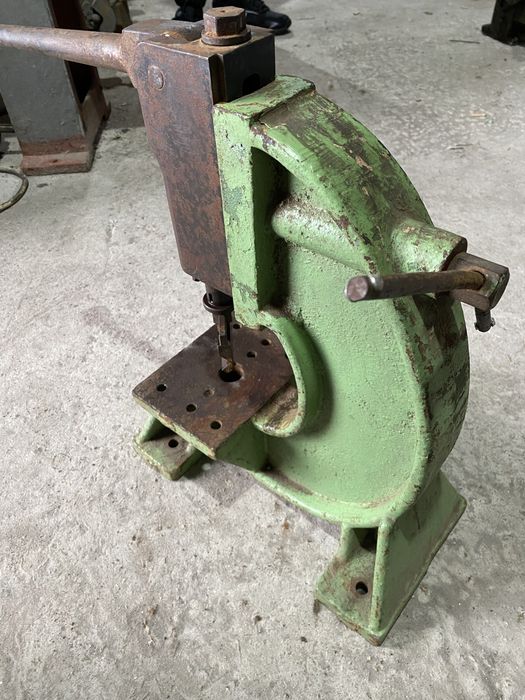 Прес механічний ручний