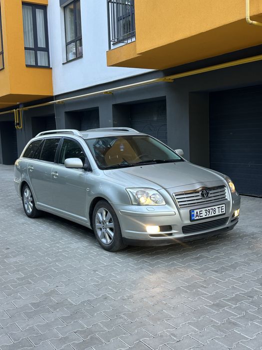 Toyota Avensis 1.8 газ/бензин