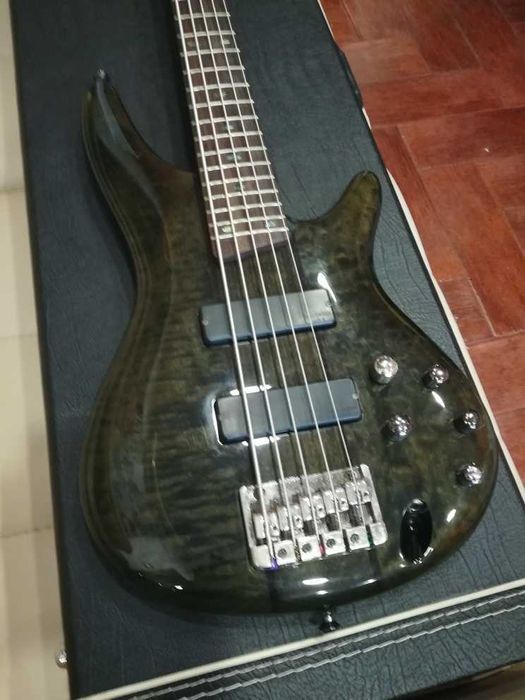 Baixo Ibanez SR 705
