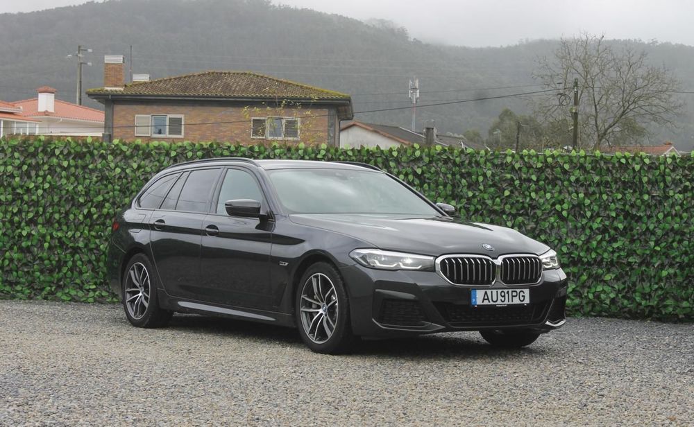 BMW 530 e Pack Desportivo M