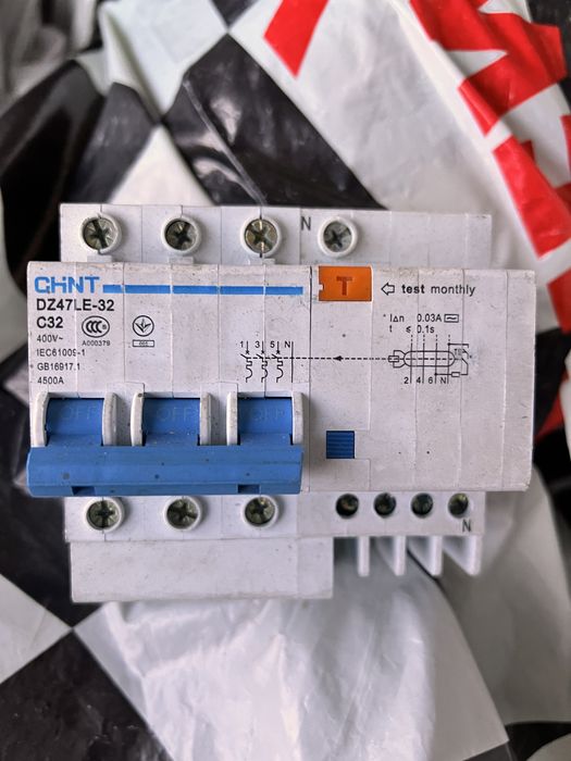 дифференциальный автоматический выключатель CHINT DZ47LE-32 C32