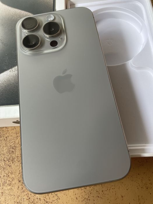 iPhone 15 Pro 512Gb 100% батарея