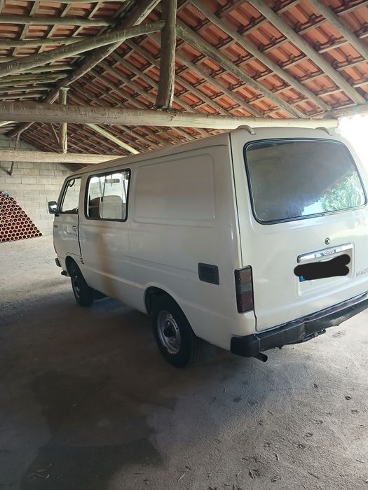 Toyota hiace lh20
