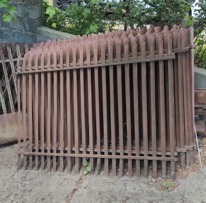 Продам забор металлический б/у Черноморск