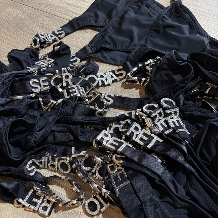 Трусики Victorias Secret зі стразами,розпродаж