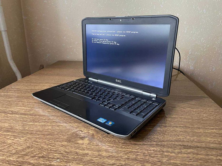 Ноутбук дешево Dell Latitude E5520 | HD | RAM-4Gb | HDD-320Gb