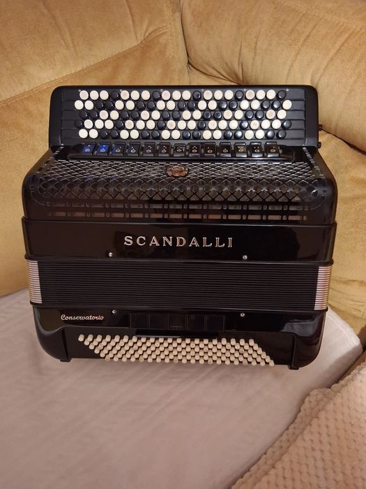 Akordeon Scandalli BJC 442