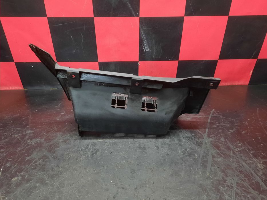Estribo / degrau ISUZU ELF Chassis (NKR8_, NKQ8_)