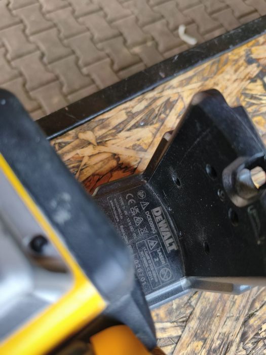 laser DeWalt dce089g 360 oryginał