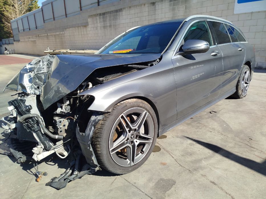 Para peças MERCEDES-BENZ Classe C Carrinha (S205)