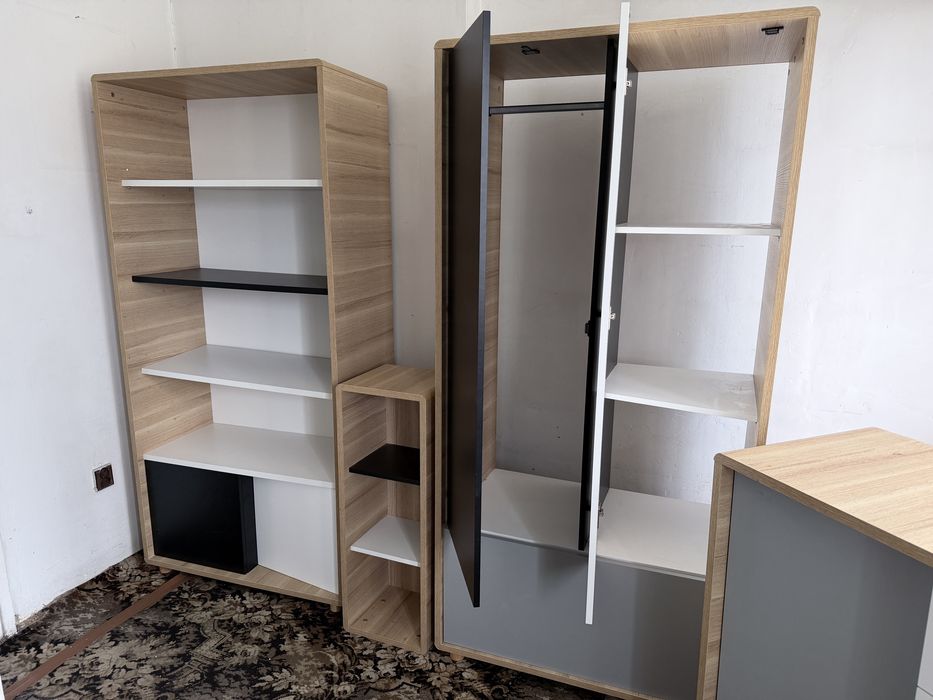 Uzywane meble firmy VOX