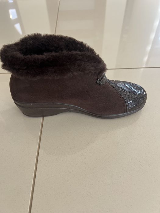 Buty rohde ze skory owca futerko