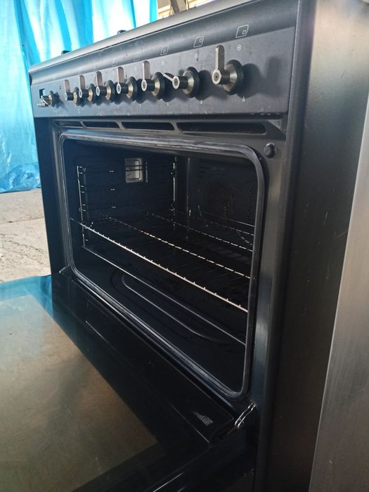 Piekarnik gastronomiczny SMEG czarny  super stan