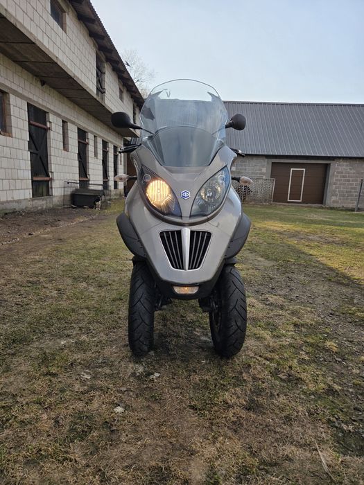 Piaggio MP3 400 LT